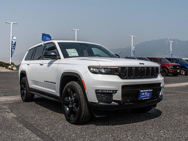 Used 2024 Jeep Grand Cherokee L Limited w/ Luxury Tech Group II AWD/4WD image 3