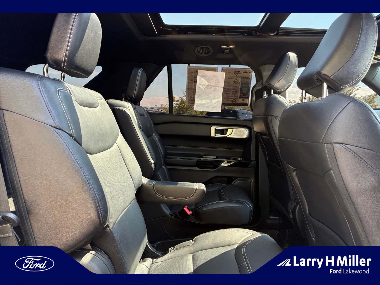 Certified 2021 Ford Explorer ST w/ Equipment Group 401A AWD/4WD image 18