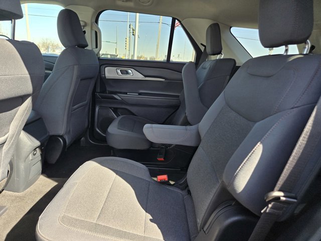Certified 2025 Ford Explorer Active image 32