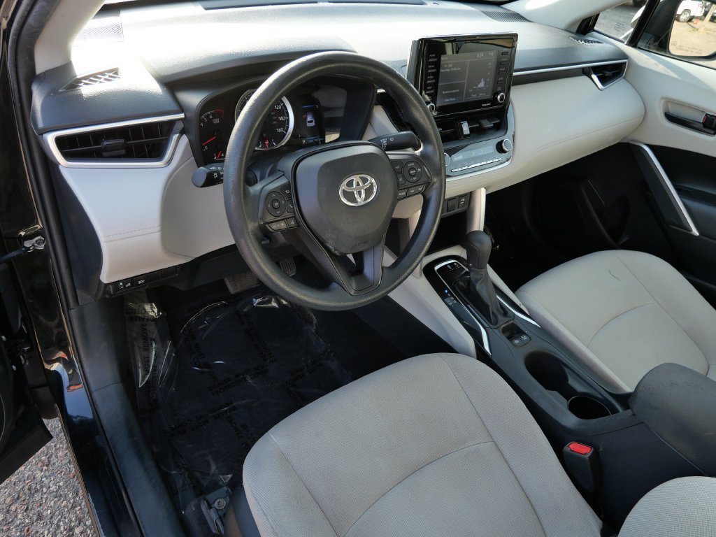 Used 2022 Toyota Corolla Cross L AWD/4WD image 3