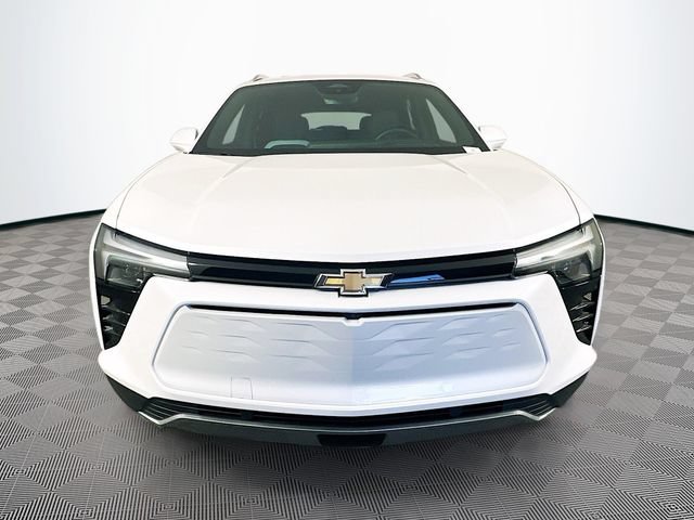 Used 2024 Chevrolet Blazer EV LT AWD/4WD image 5