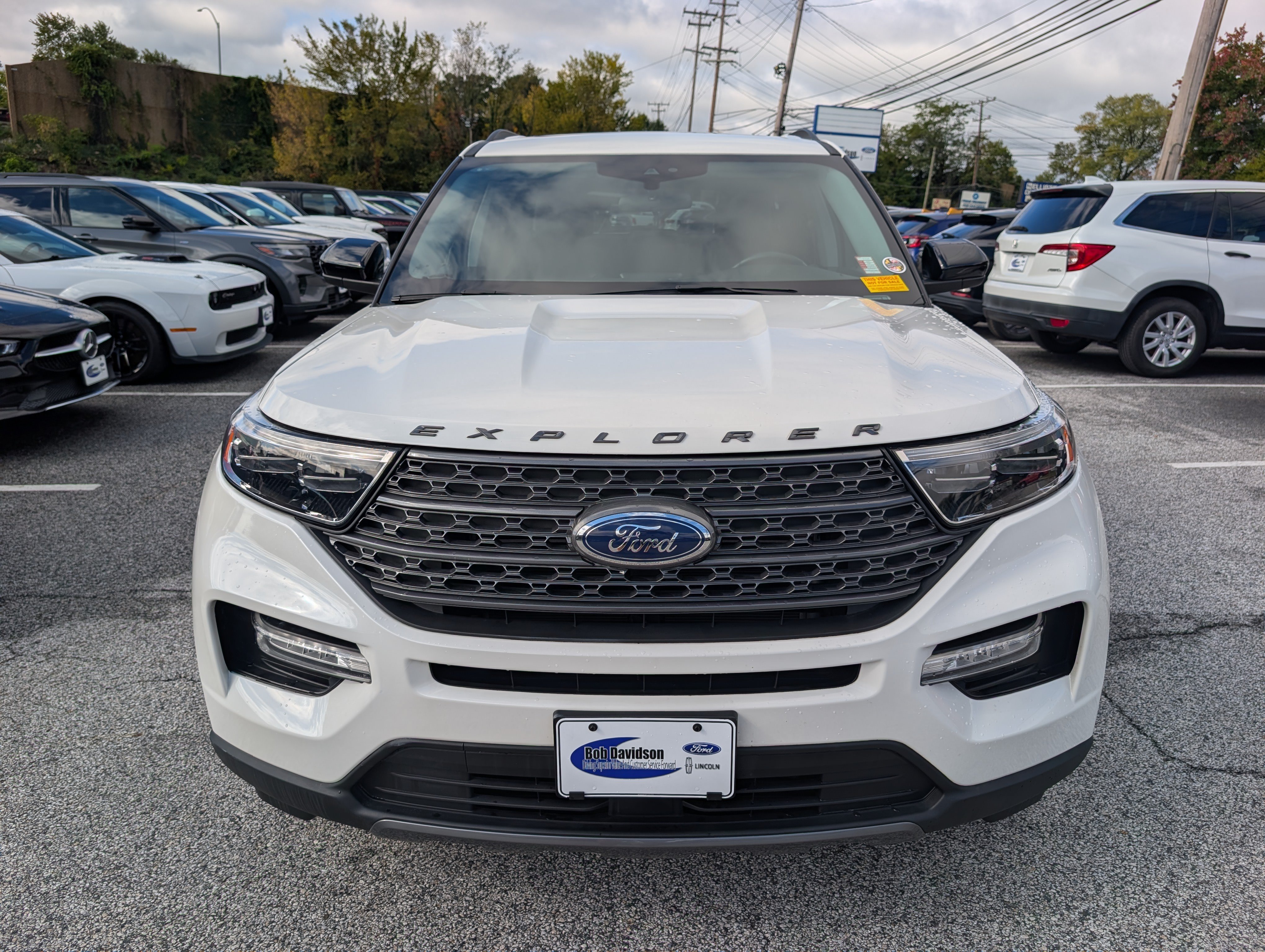 Certified 2023 Ford Explorer XLT w/ Equipment Group 202A AWD/4WD image 10