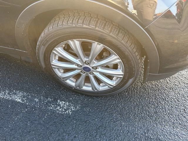 Certified 2017 Ford Escape Titanium image 6