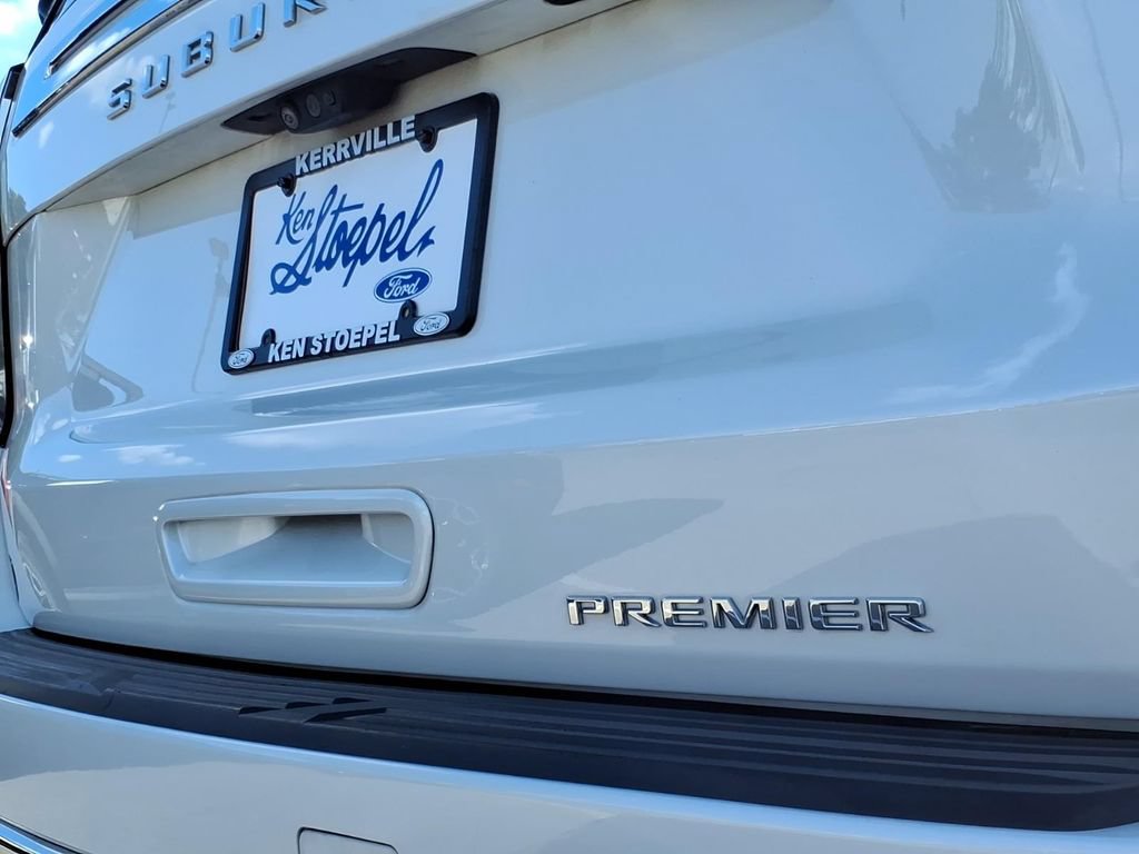 Used 2024 Chevrolet Suburban Premier AWD/4WD image 11