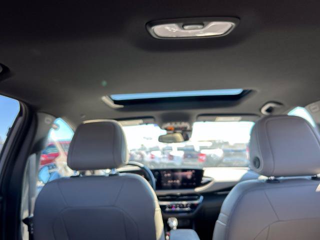 Used 2024 Buick Envista Avenir FWD image 24