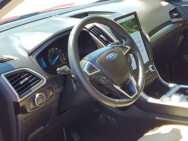 Certified 2022 Ford Edge SEL w/ Convenience Package AWD/4WD image 12