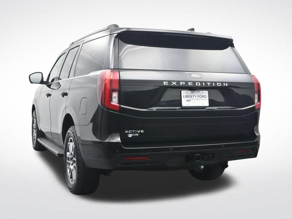 Certified 2025 Ford Expedition Active AWD/4WD image 9
