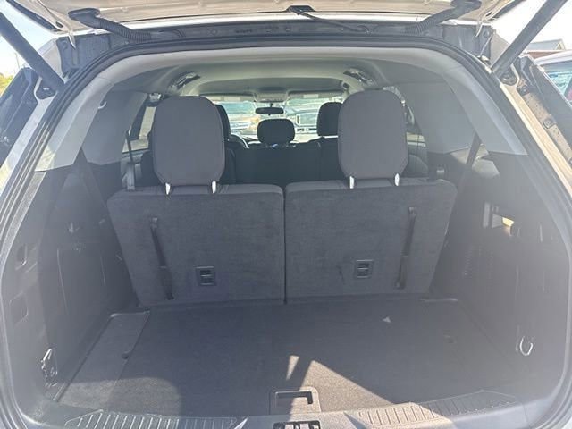 Certified 2023 Ford Explorer XLT w/ Class IV Trailer Tow Package AWD/4WD image 7