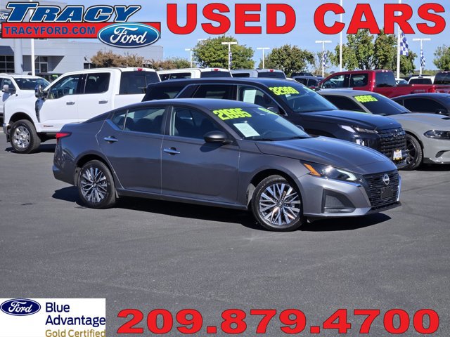 Used 2025 Nissan Altima 2.5 SV AWD/4WD image 1
