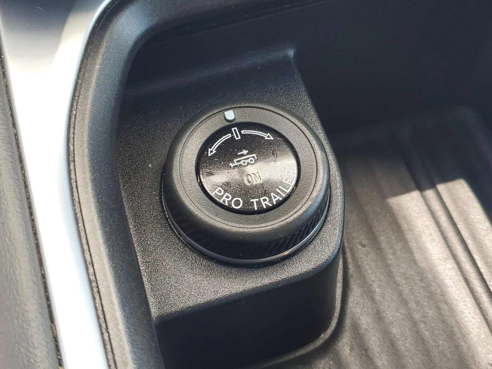 Certified 2025 Ford Expedition Active RWD image 30