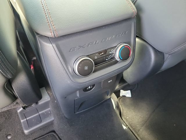 Certified 2025 Ford Explorer Active w/ Active Comfort Package RWD image 12