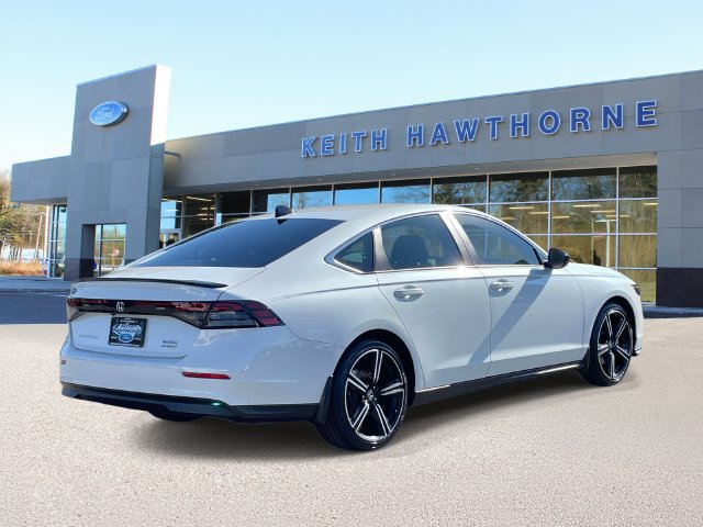 Used 2024 Honda Accord Sport image 6