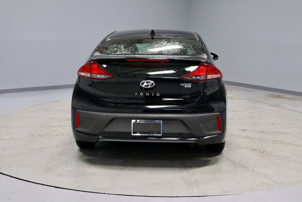 Used 2018 Hyundai Ioniq Blue image 9