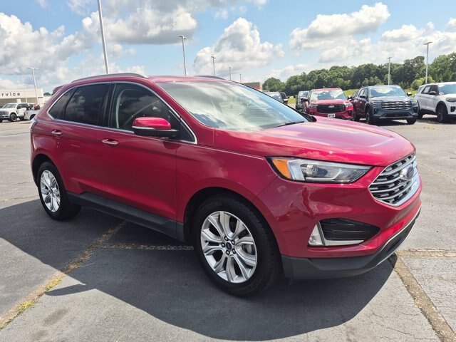 Certified 2020 Ford Edge Titanium FWD image 2