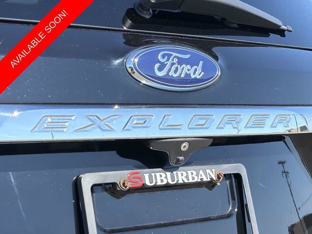 Certified 2017 Ford Explorer Limited w/ Equipment Group 301A AWD/4WD image 13