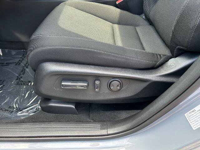 Used 2025 Honda CR-V EX image 16