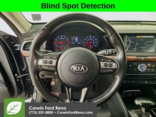 Used 2017 Kia Cadenza Premium w/ Luxury Package image 11