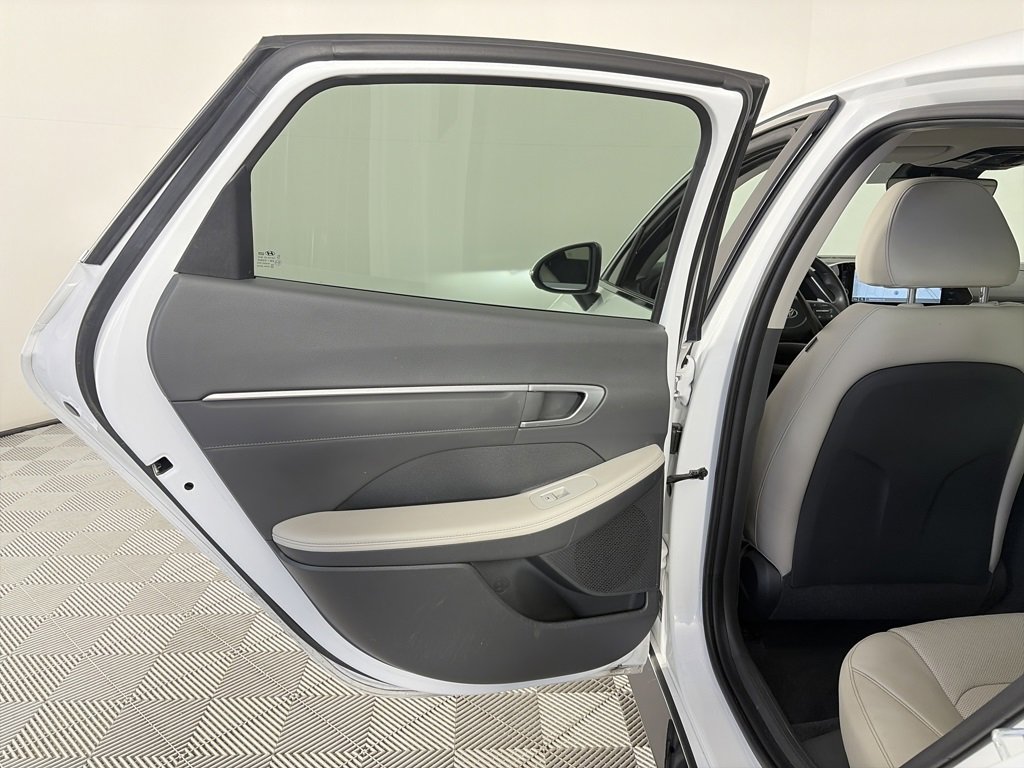 Used 2022 Hyundai Sonata Limited w/ Cargo Package image 12
