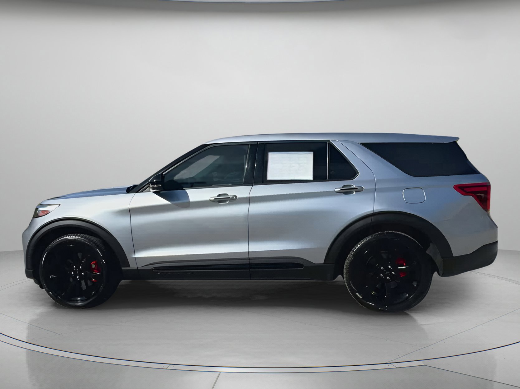 Certified 2022 Ford Explorer ST w/ Equipment Group 401A image 9