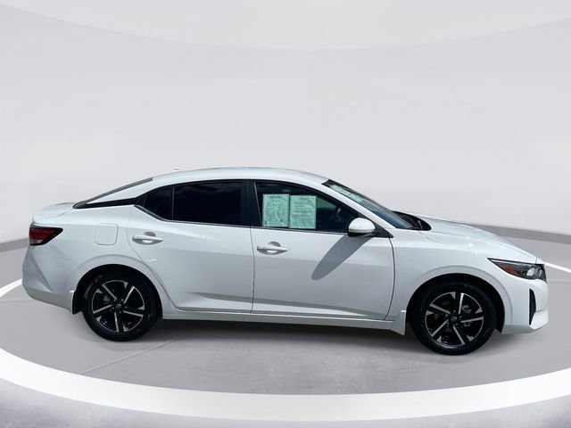 Used 2025 Nissan Sentra SV w/ All-Weather Package FWD image 4