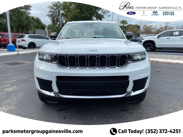 Used 2023 Jeep Grand Cherokee L Laredo image 9