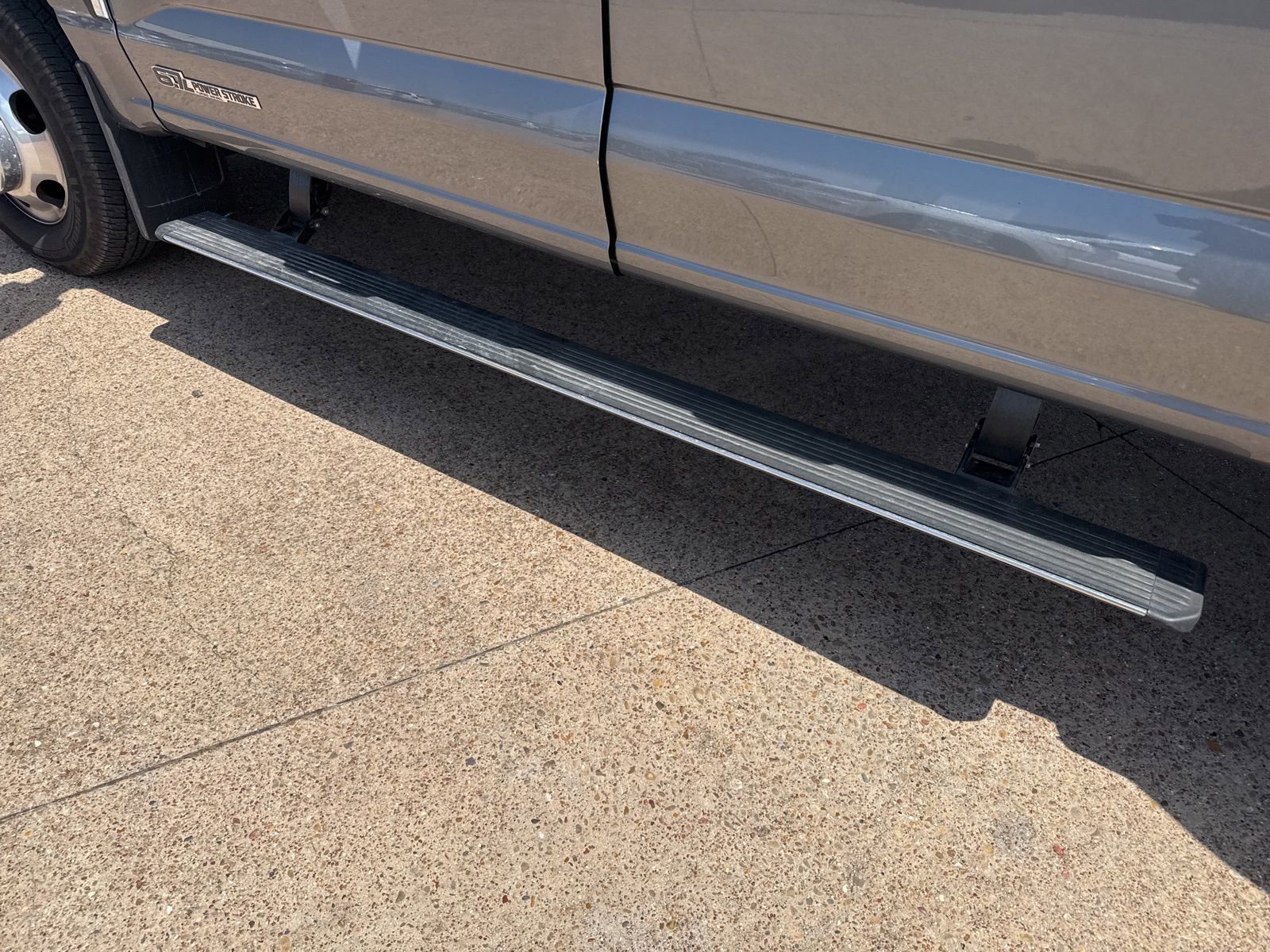 Certified 2024 Ford F350 Lariat w/ Lariat Ultimate Package AWD/4WD image 12