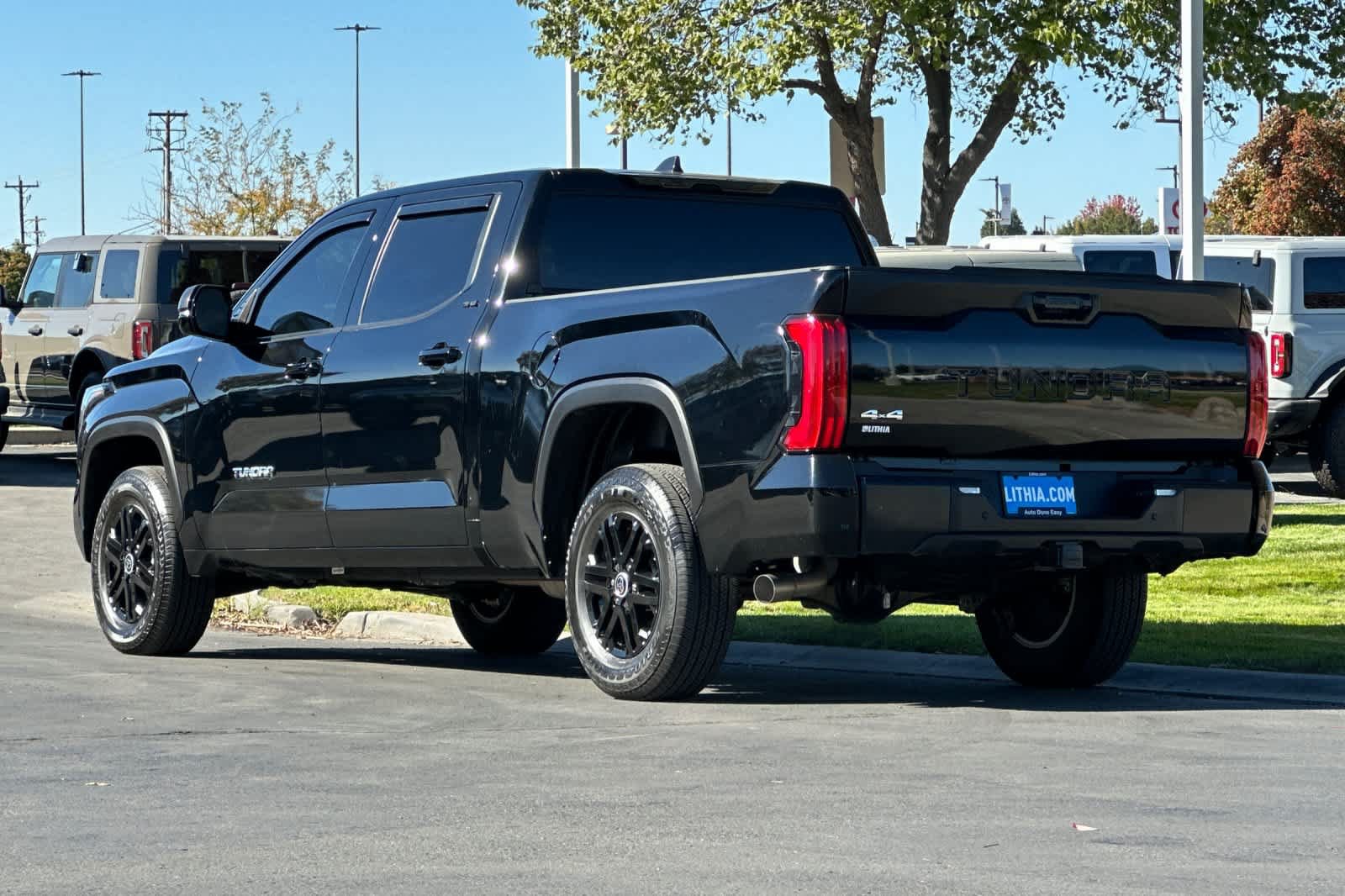 Used 2024 Toyota Tundra SR5 w/ SR5 Premium Package AWD/4WD image 6