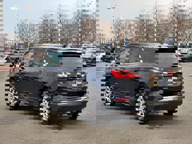 Used 2020 Chevrolet Equinox LT image 3