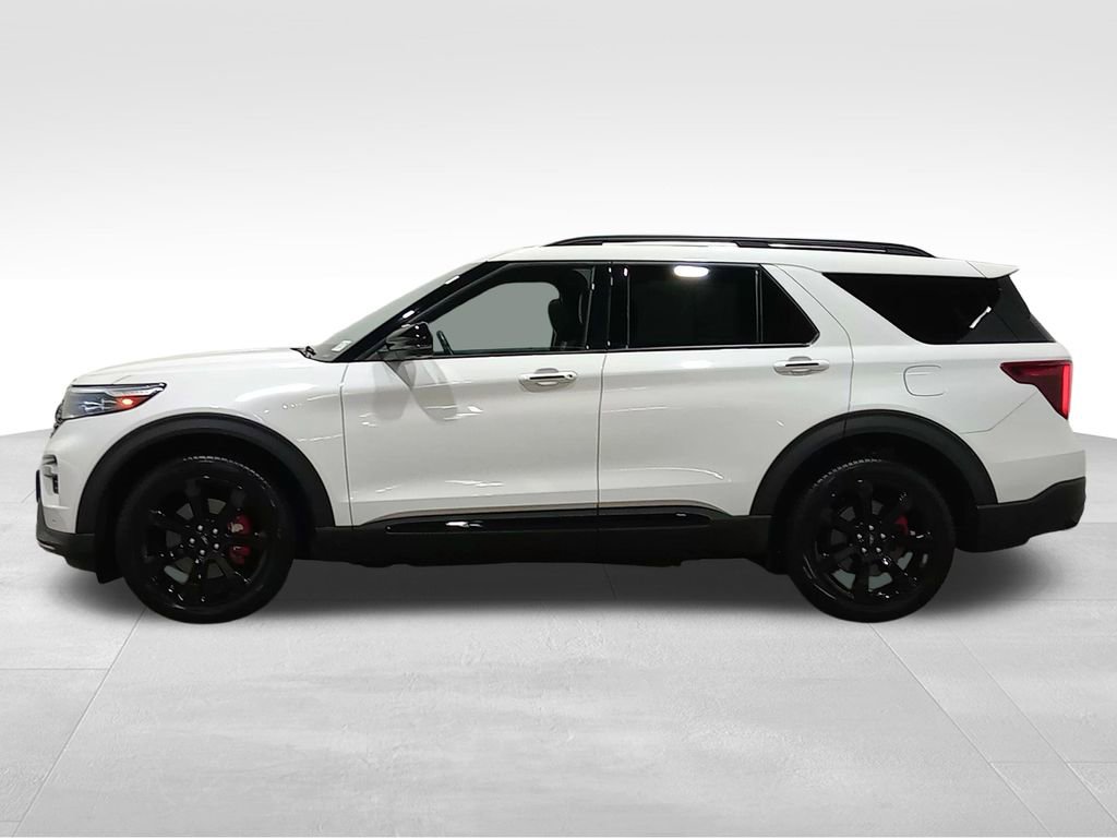 Certified 2023 Ford Explorer ST w/ Equipment Group 401A AWD/4WD image 9