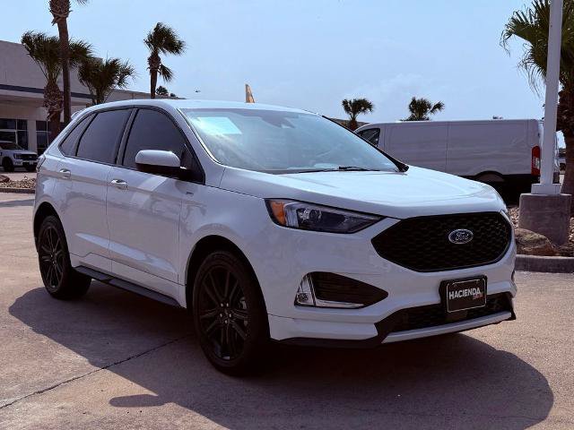 Certified 2024 Ford Edge ST-Line AWD/4WD image 7