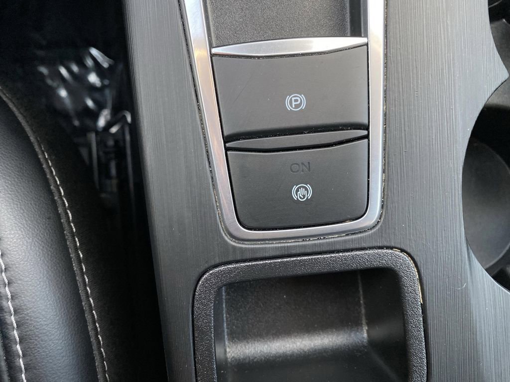 Certified 2025 Ford Escape Platinum image 26