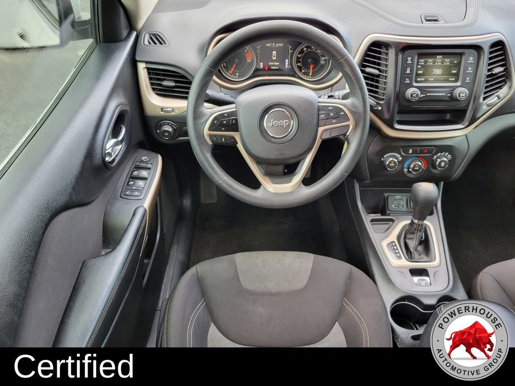 Used 2018 Jeep Cherokee Latitude image 17