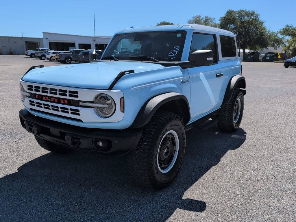 Certified 2024 Ford Bronco Heritage Edition AWD/4WD image 6
