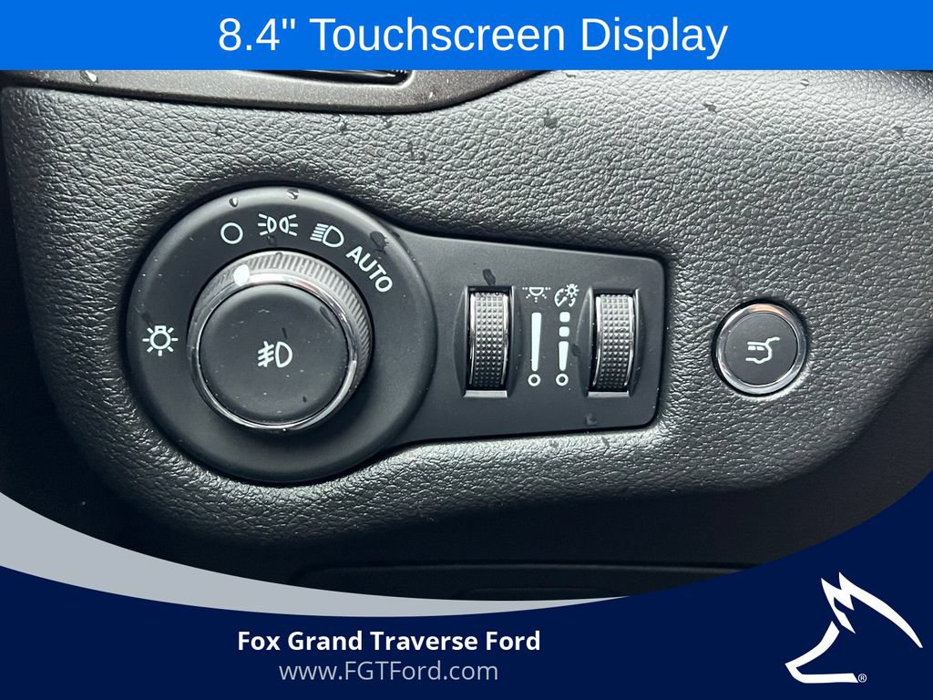 Used 2022 Jeep Cherokee Trailhawk w/ Premium Leather Package AWD/4WD image 17