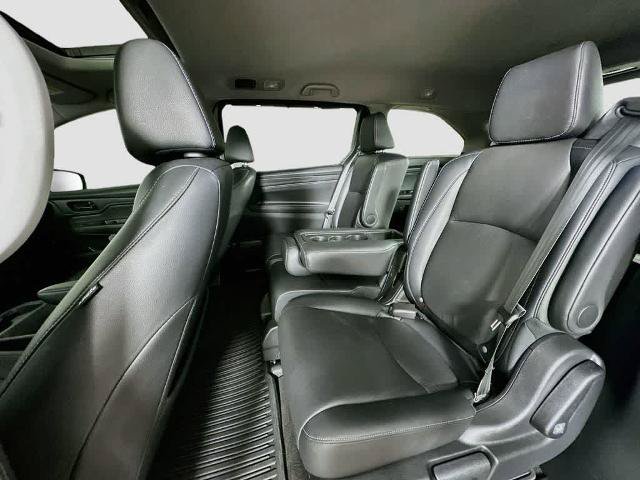 Used 2023 Honda Odyssey EX-L image 13
