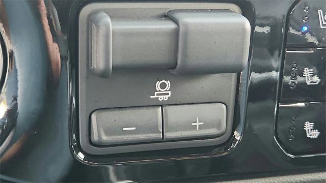 Used 2025 Chevrolet Silverado 1500 High Country w/ Technology Package image 18