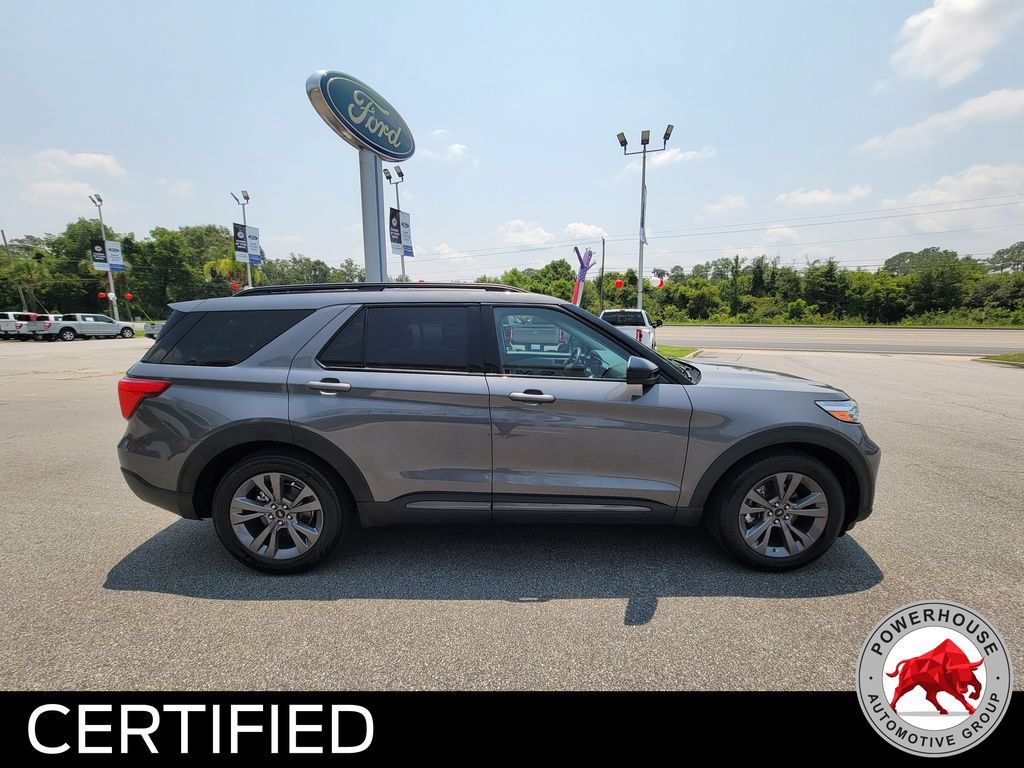 Certified 2022 Ford Explorer XLT w/ Equipment Group 202A RWD image 6