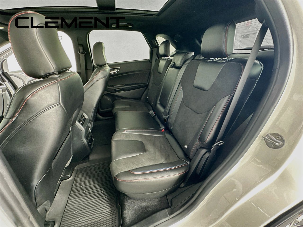Certified 2024 Ford Edge ST w/ Equipment Group 401A AWD/4WD image 33