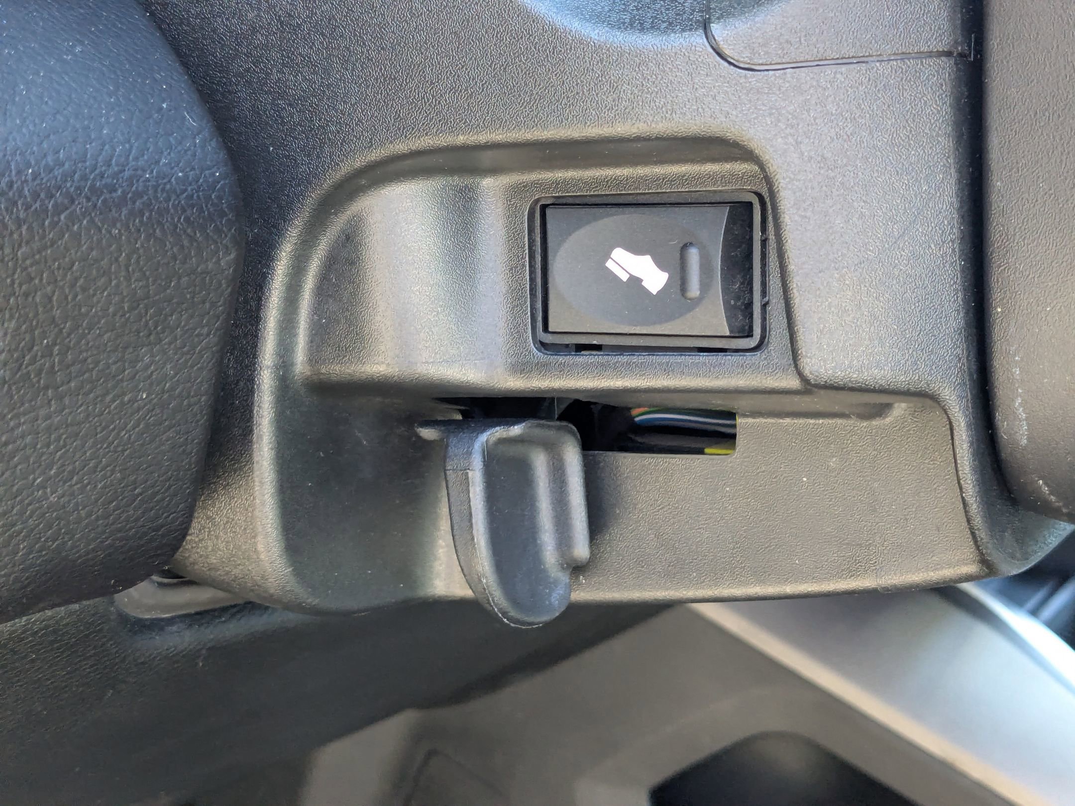 Used 2025 RAM 3500 Big Horn AWD/4WD image 17