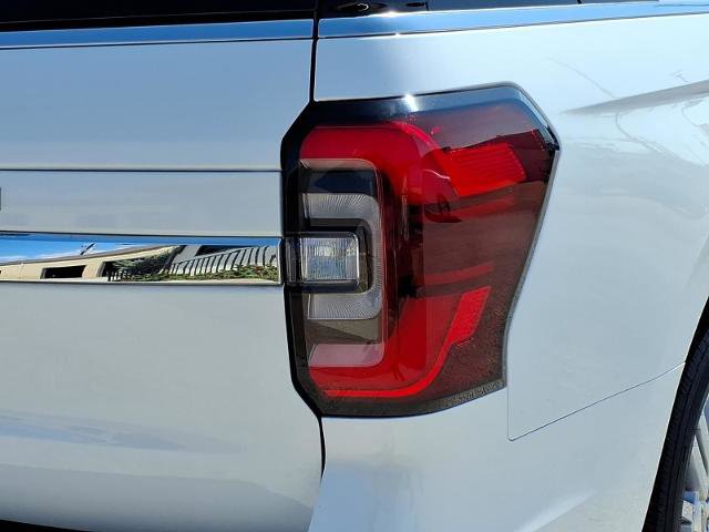 Certified 2024 Ford Expedition Limited image 12
