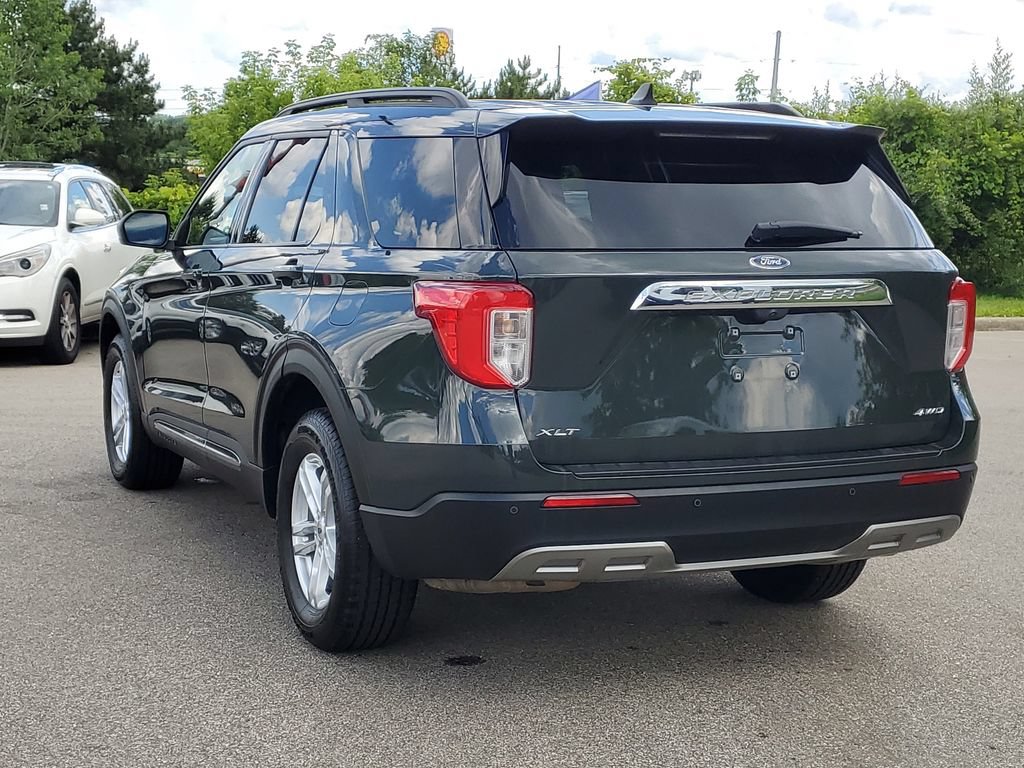 Certified 2023 Ford Explorer XLT w/ Equipment Group 202A AWD/4WD image 3