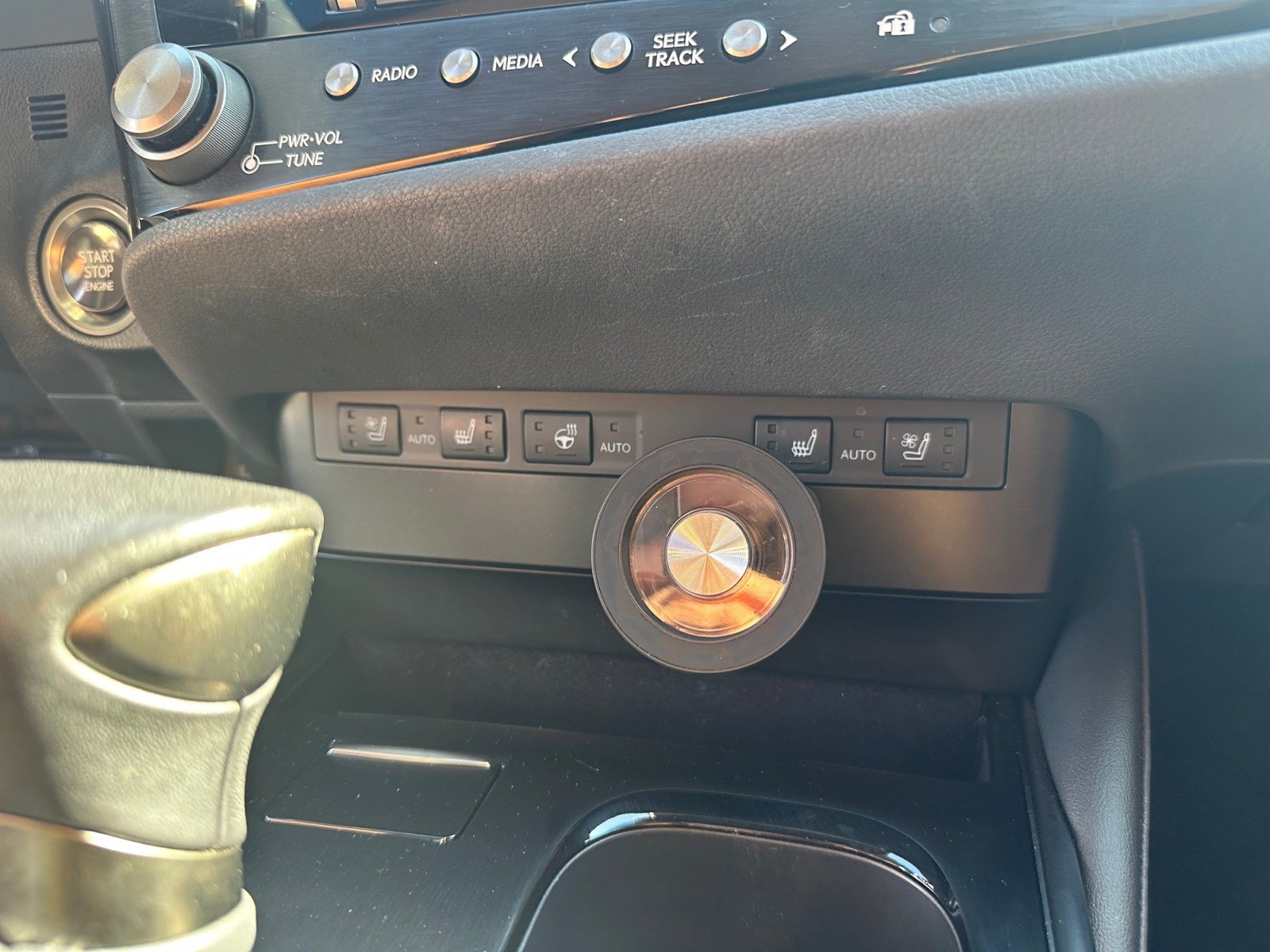 Used 2023 Lexus ES 350 w/ Premium Package FWD image 19