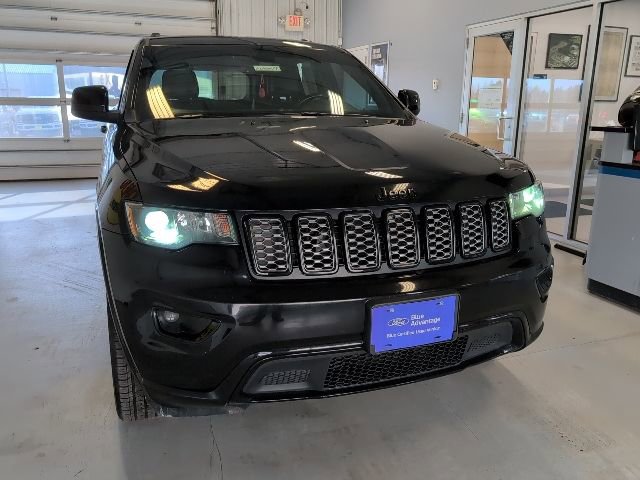 Used 2021 Jeep Grand Cherokee Altitude AWD/4WD image 38