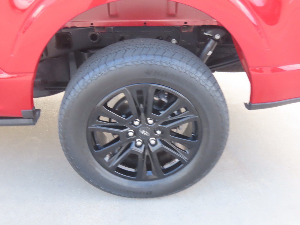 Certified 2025 Ford F150 Platinum w/ Equipment Group 702A High AWD/4WD image 15