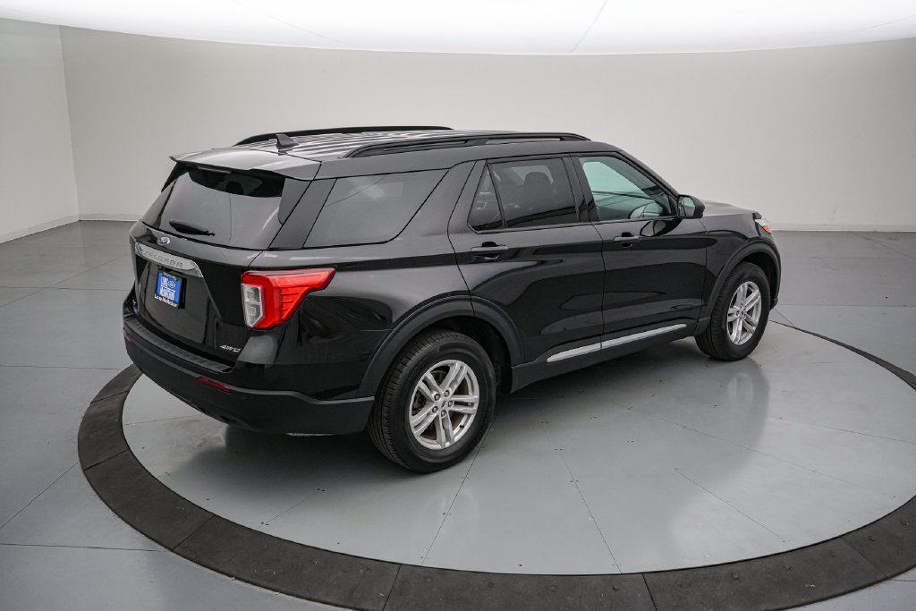 Certified 2024 Ford Explorer XLT AWD/4WD image 4