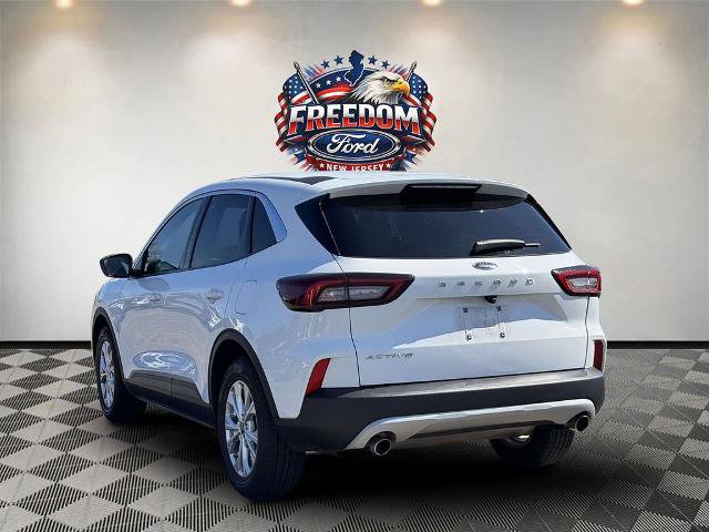 Certified 2024 Ford Escape Active FWD image 3