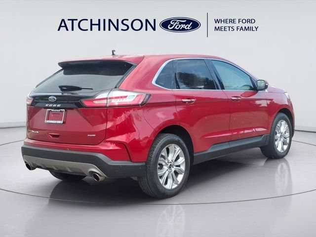 Certified 2023 Ford Edge Titanium AWD/4WD image 4