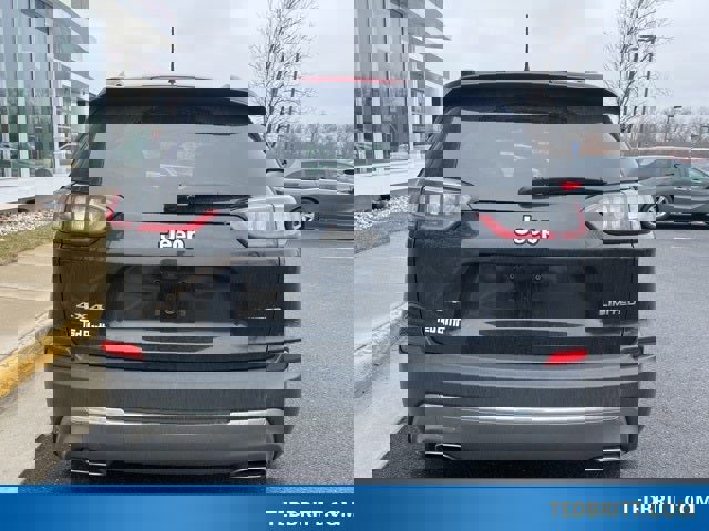 Used 2022 Jeep Cherokee Limited image 4