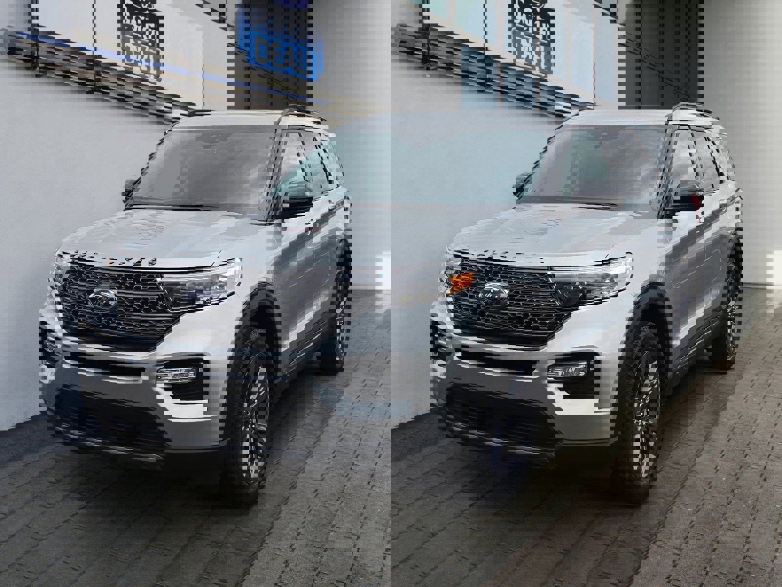 Certified 2023 Ford Explorer XLT w/ Equipment Group 202A image 7