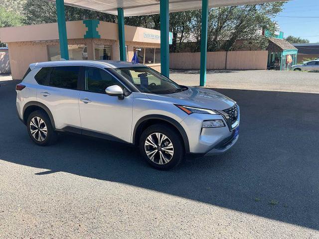 Used 2023 Nissan Rogue SV AWD/4WD image 7